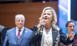 İzmir Gazeteciler Cemiyeti Başkanı Dilek Gappi ifadeye çağırıldı!