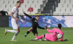 Altay evinde Adanaspor'a tek golle teslim oldu