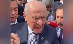 Bahçeli o sloganlara sinirlendi: Şunları dağıtın gitsin!