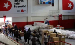 Barınmadan gıdaya: Bayraklı'da deprem seferberliği