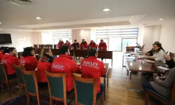 Sengel'den AKUT Selçuk ekibine: Emeklerinize sağlık!