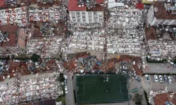 Depremde can kaybı 2 bin 921'e yükseldi