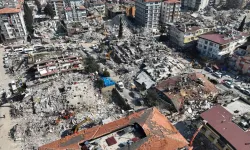 Enkazdan “imdat” diye seslendi, 222 saat sonra sağ kurtarıldı
