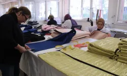 İzmir eğitim camiasından uyku tulumu seferberliği