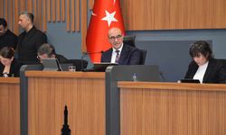 İzmir Büyükşehir Meclisi depremin acısını paylaştı