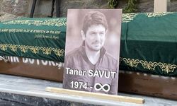 Depremde hayatını kaybeden Taner Savut'a İzmir'de veda!