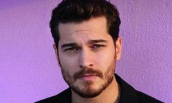 Ünlü oyuncu Çağatay Ulusoy, yeni tarzı ile tepki topladı