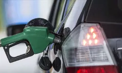 Benzine zam gelecek mi? 24 Şubat 2026 İzmir’de akaryakıt fiyatları ne kadar?