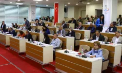 Bayraklı Meclisi’nde gündem İduğ’un sözleri