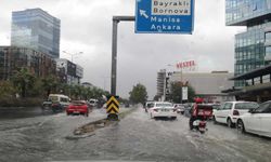 İzmirlilere yağmur uyarısı! Sel ve su baskınlarına dikkat!