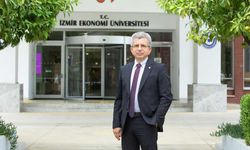 İzmir Ekonomi Üniversitesi'nin rektörü değişti