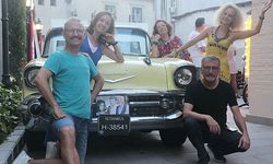 Göksel Arsoy’un 1957 model Chevrolet’si İzmir'de sergilendi