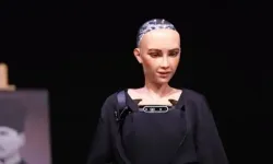 Robot Sophia'ya 'Kılıçdaroğlu' sorusu: İstifa etmeli mi?