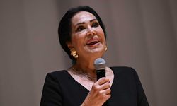 Türkan Şoray'ın kostümleri İzmir'de sergileniyor
