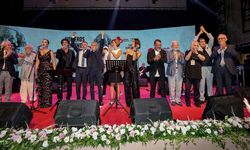 Uluslararası Homeros Festivali açıldı: Zülfü Livaneli izleyenleri büyüledi