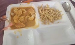 İzmir Atatürk Lisesi'nde skandal yemek menüsü: Veliler tepkili