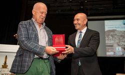 İngiliz tarihçi Mansel: İzmir'e aşık oldum