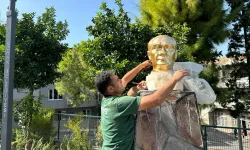 Saldırganlar parçalamıştı: Ferahlı Parkı, Atatürk büstüne yeniden kavuştu