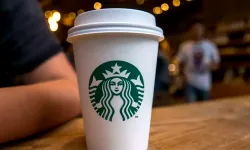 Starbucks'tan kovuldu: İntikamı acı oldu