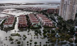 Dikkat! Perşembe Mavişehir ve Bostanlı'da yeniden deniz taşkını oluşabilir!