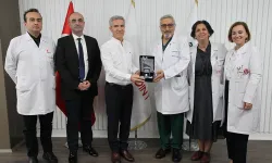 İEÜ Medical Point Hastanesi ödül aldı