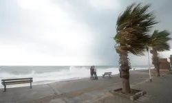 İzmirliler dikkat! Meteoroloji uzmanı uyardı | Afete hazır olun