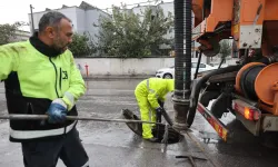 Meteoroloji uyardı, Büyükşehir sahaya indi: İzmir'e yağmur alarmı!