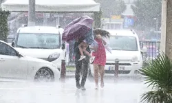 Meteorolojiden İzmir için uyarı! Önleminizi alın yarın sağanak yağış ve fırtına geliyor...