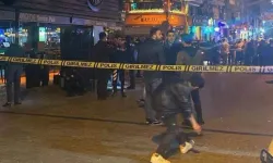 Eğlence mekanı önünde ters baktın kavgası: 1 kişi hayatını kaybetti