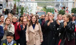 Balçova Belediye Başkanı Çalkaya, kadınların büyük desteği ile aday adaylığını açıkladı