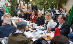 Başkan Soyer İzmirlilerle kahvaltıda buluştu