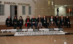 Avukat ücretlerine tepki: İzmir Barosu Adliye'de oturma eylemi başlattı