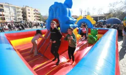 Efes Selçuk'ta çocuklar yarıyıl şenliğinde eğlendi