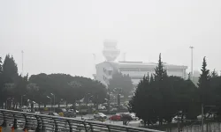İzmir'de sis nedeniyle 16 uçak seferi iptal edildi