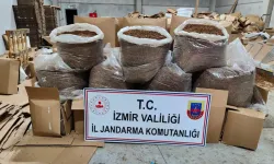 İzmir'de kaçak sigara operasyonunda 2 şüpheli yakalandı
