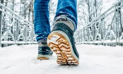 Kış geliyor: İşte karlı ve buzlu yolda yürümenin püf noktaları