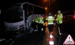 Edirne’de Polis servisi ile otobüs çarpıştı: 10 polis yaralı
