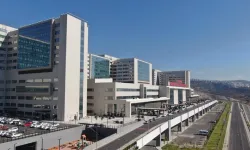 İzmir Şehir Hastanesinde ulaşım sorunu: Hastalar 2 kilometre yürümek zorunda kalıyor
