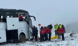 Yine yolcu otobüsü yine kaza: Ölü ve yaralılar var!