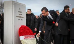 CHP Eski Başkanı Deniz Baykal vefat yıl dönümünde anıldı