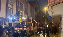 Esenyurt’ta korkutan yangın: 4 katlı binada 12 kişi mahsur kaldı