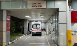 İzmir'de otomobilin çarptığı kişi hayatını kaybetti