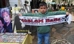 Müslüm Gürses'in anısına: İzmir'de pilav ve lokma dağıtıldı