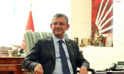 CHP Genel Başkanı Özel Medeni Kanun'un kabulünü kutladı