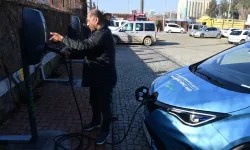 6 istasyon kuruldu: İzmir Büyükşehir elektrikli araçlar için harekete geçti