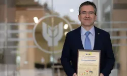Türkiye'ye tek ödül: İzmirli akademisyenden gururlandıran başarı