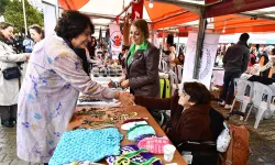 İzmir Kültürpark’ta Kadın Emeği Sergi ve Satış Pazarı renkli bir törenle açıldı
