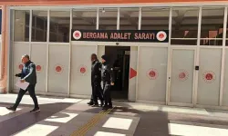 İzmir'de araç kundaklayan kişi tutuklandı