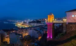 Bir İzmir markası: Tarihi Asansör Binası | Nerededir, nasıl gidilir?