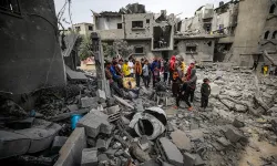 İsrail’den Gazze'ye saldırı: 3 noktada 25 kişi hayatını kaybetti